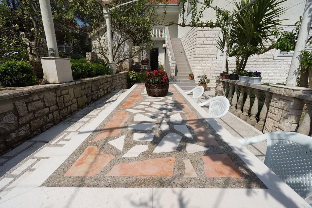 Medvinjak Apartments Sarah מראה חיצוני תמונה